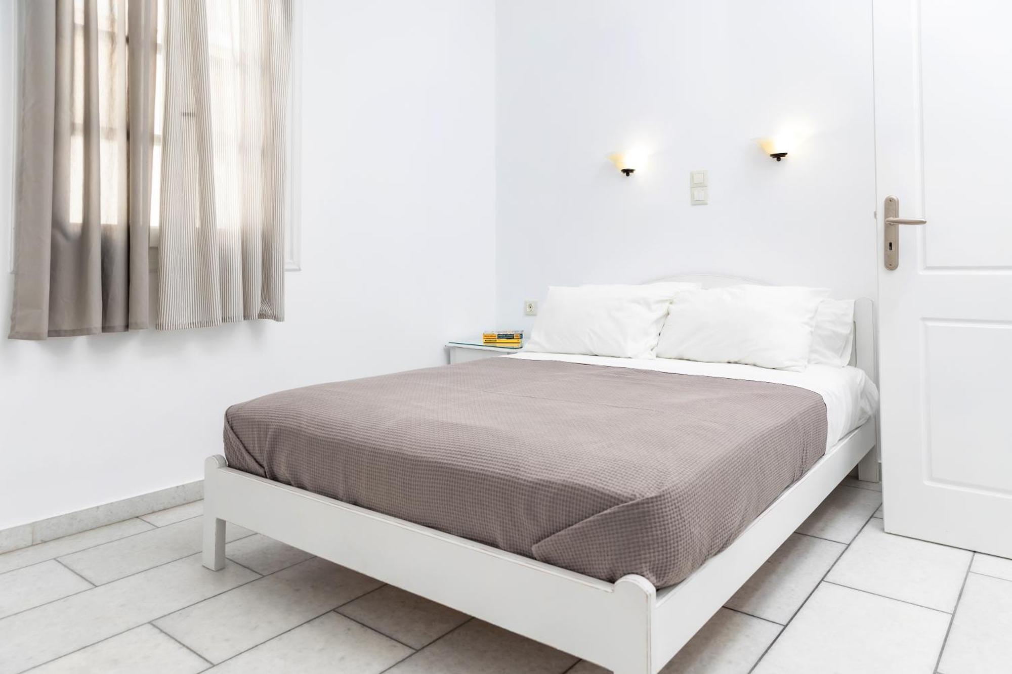 Depis Studios & Apartments Naxos City Экстерьер фото