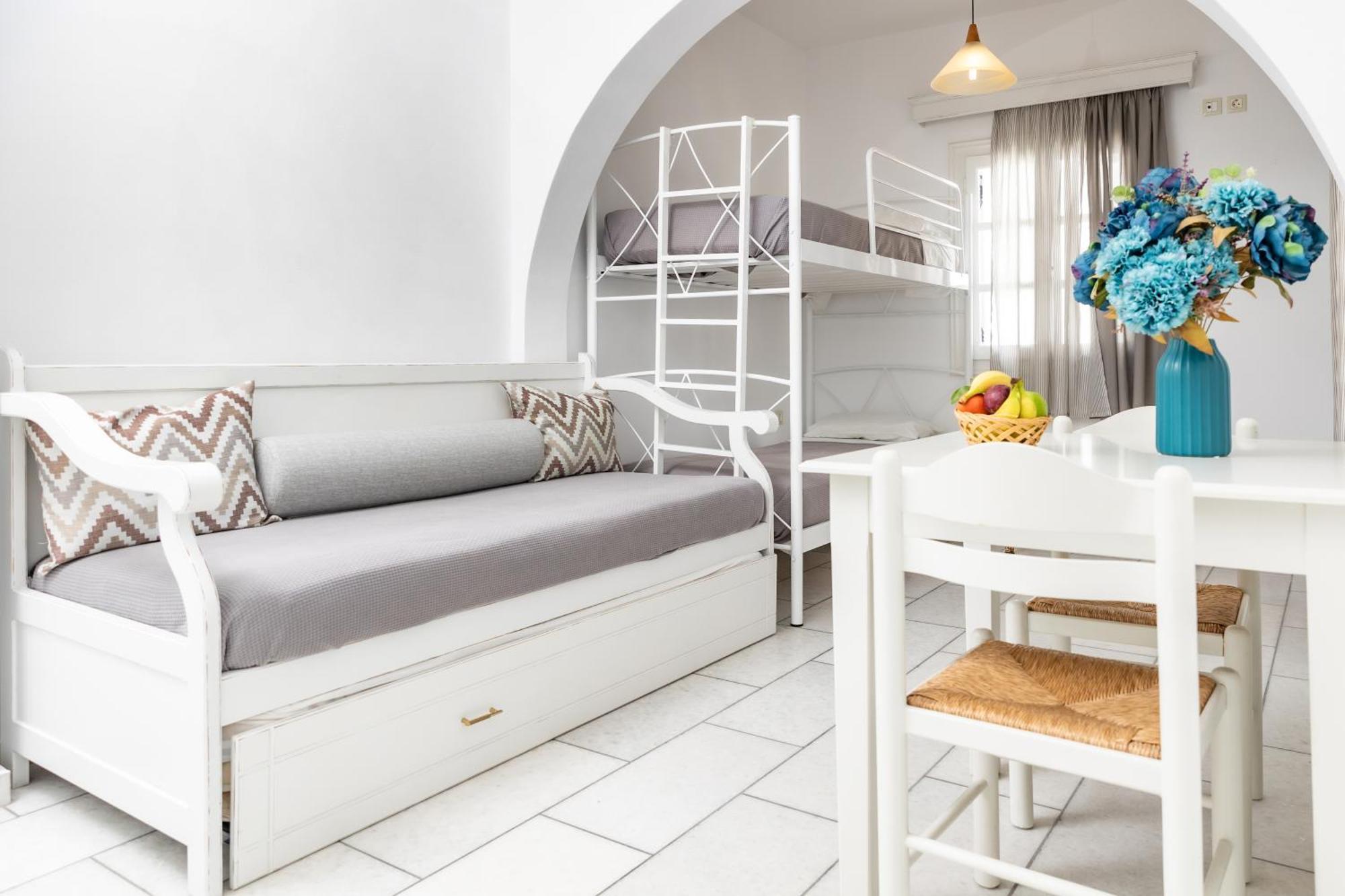 Depis Studios & Apartments Naxos City Экстерьер фото