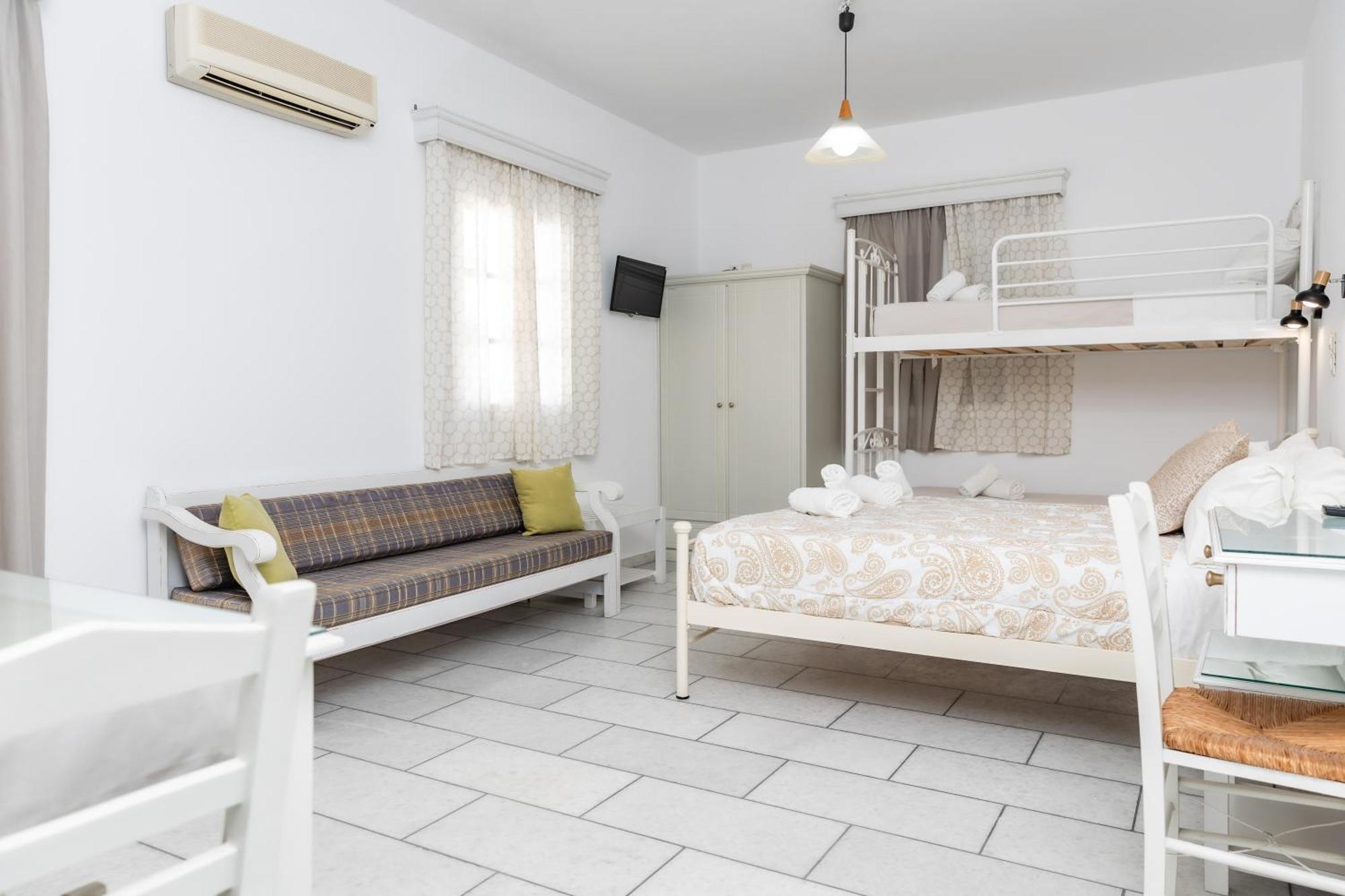 Depis Studios & Apartments Naxos City Экстерьер фото