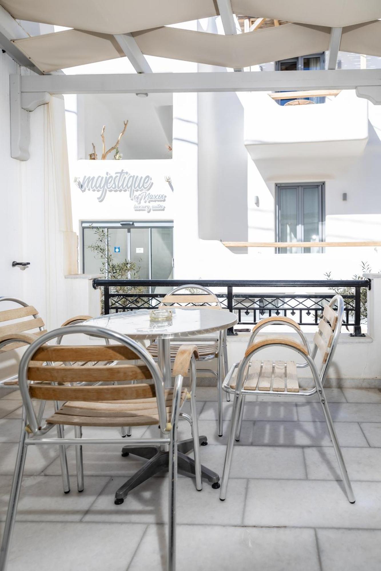Depis Studios & Apartments Naxos City Экстерьер фото