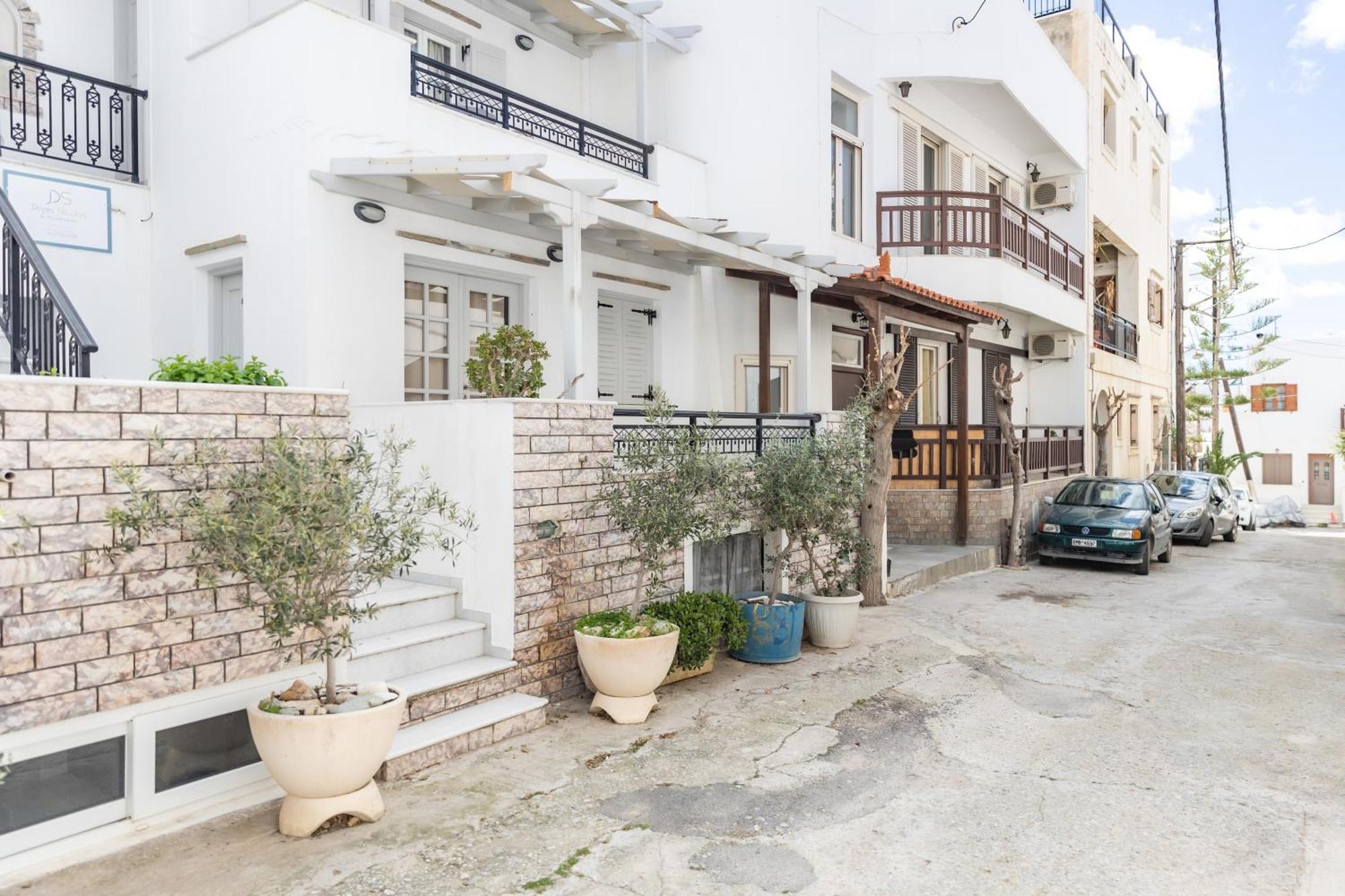 Depis Studios & Apartments Naxos City Экстерьер фото
