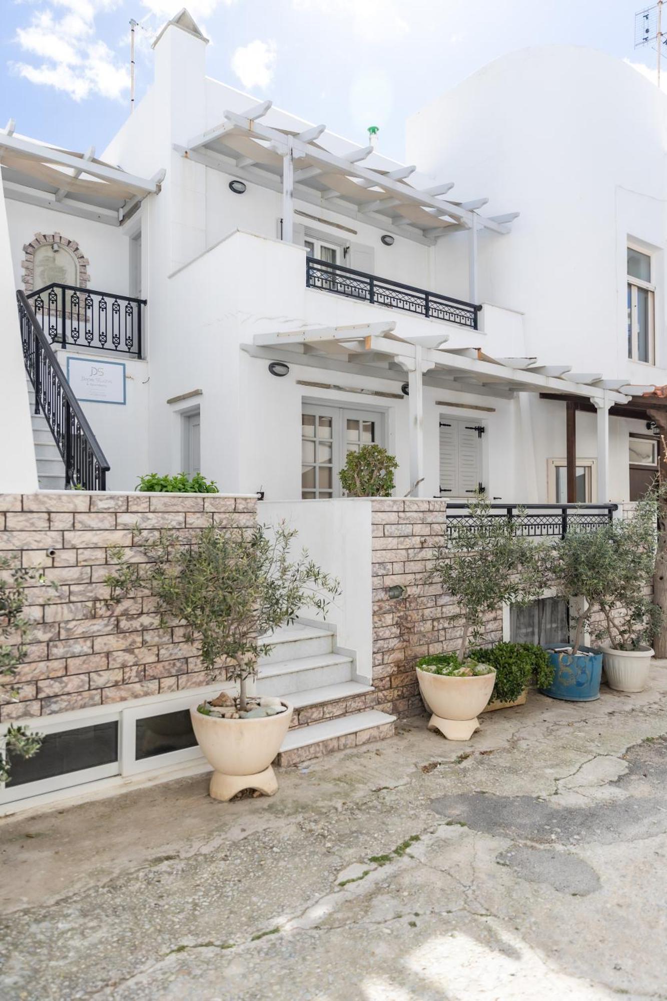 Depis Studios & Apartments Naxos City Экстерьер фото
