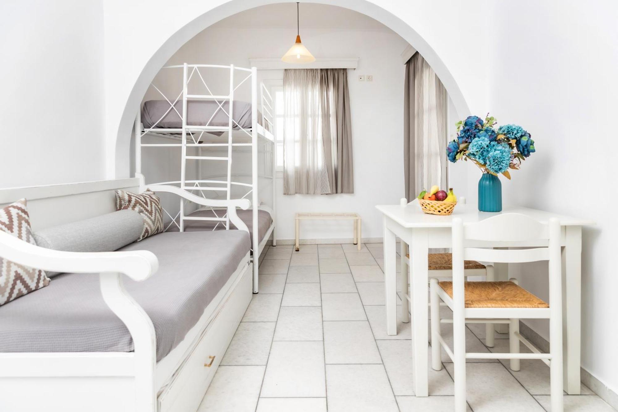 Depis Studios & Apartments Naxos City Экстерьер фото